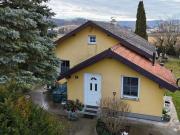 Gemütliches kleines Haus mit schönem Garten in ruhiger Lage