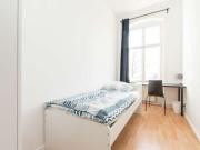 Gemütliches Zimmer zur Miete in einer Wohnung mit 5...