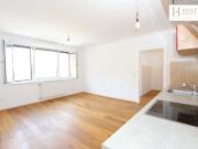 Generalsanierte 2,5 Zimmer Neubauwohnung in zentraler Lage