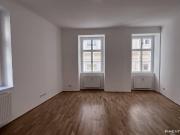 GENERALSANIERTE 2 ZIMMER WOHNUNG IN BESTLAGE DES 2....