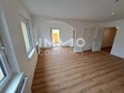 Generalsanierte 2 Zimmer Wohnung mit Terrasse im Zentrum...
