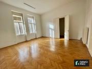 Generalsanierte 3 Zimmer Wohnung mit Einbauküche und...