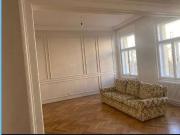 Generalsanierte Altbauwohnung in Zentrumsnähe