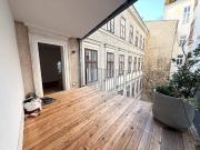 Generalsanierte Altbauwohnung mit Terrasse in Top Lage...