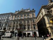 Generalsaniertes Altbaubüro direkt am Graben