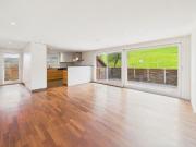 Generous 5.5 room apartment with a view of the...