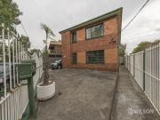 Generous apartment in great location!