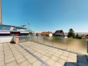 Generous attic room apartment in a quiet location