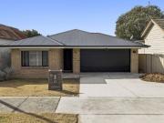 Generous Family Home with Space for Everyone Generous Family Home with Space for Everyone