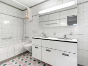 Generous living in a 5½ room terraced house in direct...