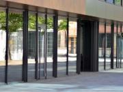 GENF HYPER CENTER HERVORRAGENDER SHOP WIRD ÜBERGEBEN