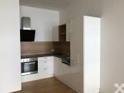 GENIAL ZENTRAL FÜR STADTLIEBHABER MIT BALKON! Neuwertige...