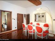 GENOVA CENTRO STORICO. APPARTAMENTO GRANDE E LUMINOSO