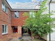 George Green, Blinco Lane, Slough, 2 Bedroom Flat