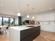 George Road, Kingston Upon Thames, 5 Bedroom End