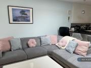 George V Way, Perivale, 1 Bedroom House