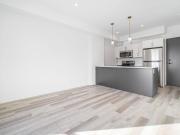 Georgia: Gold Accents – 196 Colony, Winnipeg, MB