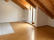 Gepflegte 1 Zimmerwohnung mit Tiefgaragenstellplatz und...