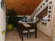 Gepflegte 2,5 Zimmer DG Wohnung mit Balkon und EKB in...