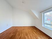 Gepflegte 2 Zimmer Dachgeschosswohnung in ruhiger aber...