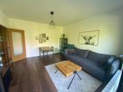 Gepflegte 2 Zimmer Wohnung im 3. OG mit Balkon in Pasing...