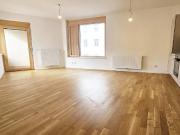 Gepflegte 2 Zimmer Wohnung mit Loggia nähe Lendplatz / AVL
