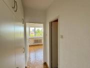 Gepflegte 2 Zimmer Wohnung mit Loggia und KFZ Stellplatz!