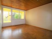 Gepflegte 3 Zimmer Wohnung im 2. Liftstock mit Loggia...