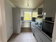 Gepflegte 3 Zimmer Wohnung mit Balkon, Einbauküche und...