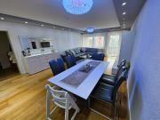 Gepflegte 4 Zimmer Wohnung mit Balkon in Neu Ulm...