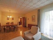 Gepflegte 4 Zimmer Wohnung mit Süd Loggia in...