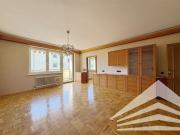 Gepflegte 4 Zimmerwohnung mit Garage und Balkon in...