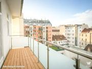 Gepflegte Altbauwohnung nahe der U3 Station...