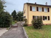 Gepflegte Doppelhaushälfte in zentraler Lage von Weil am...