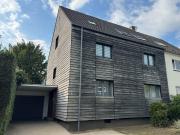 Gepflegte Doppelhaushälfte mit 3 Wohneinheiten