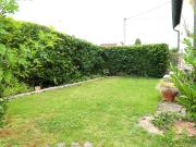 Gepflegte Doppelhaushälfte mit Garten, Terrasse und Garage!