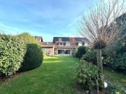 Gepflegte Doppelhaushälfte mit großem Grundstück