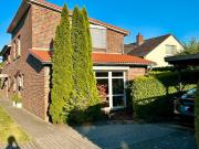 Gepflegte, modernisierte Doppelhaushälfte in Oldenburg...