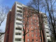 Gepflegte und gut vermietete 3 Zi. Wohnung mit Balkon...