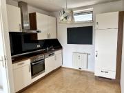 Gepflegte und lichtdurchflutete 2 Zimmer Wohnung im...