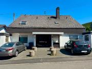 Gepflegtes Dreifamilienhaus in ruhiger Grünlage in Siegen