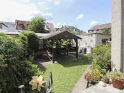 Gepflegtes Ein Zweifamilienhaus mit Garten inkl....