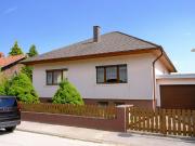 Gepflegtes Einfamilienhaus auf großzügigen Grund