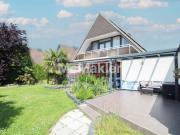 Gepflegtes Einfamilienhaus in zentraler Lage mit...