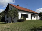 Gepflegtes Einfamilienhaus m. ELW, 180m² Wfl Grund 933m²...