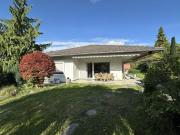 Gepflegtes Einfamilienhaus mit 7 Zimmern und japanischem... Gepflegtes Einfamilienhaus mit 7 Zimmern und japanischem...