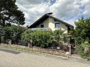 gepflegtes Einfamilienhaus mit traumhaftem Wintergarten...