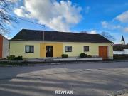 Gepflegtes Haus mit Stadel und Nebenräumen