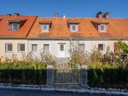 Gepflegtes Reihenhaus mit Garten und Garage in Münichholz