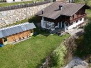 Gepflegtes Wohnhaus mit großem Grundstück in sonniger Lage